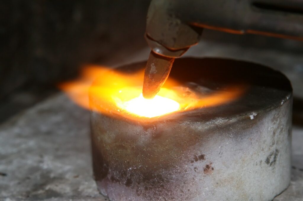 How to invest in precious metals for beginners
